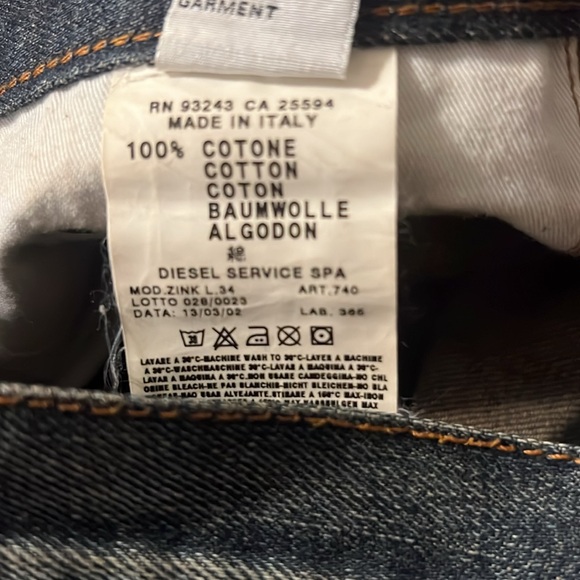 Never worn Diesel Jeans - Picture 3 of 12